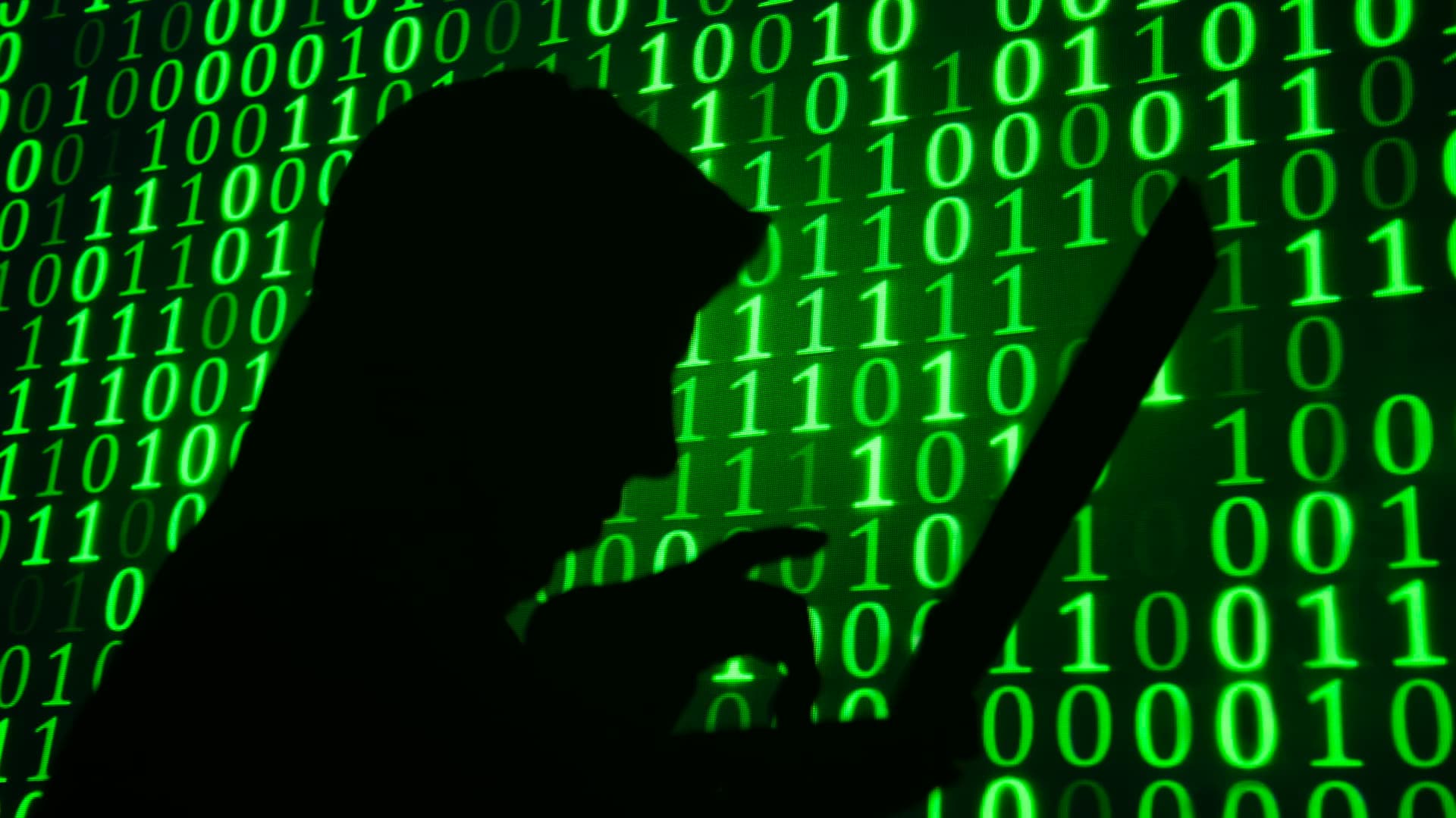 AI Cyberattack on Oracle Exposes Sensitive Data of