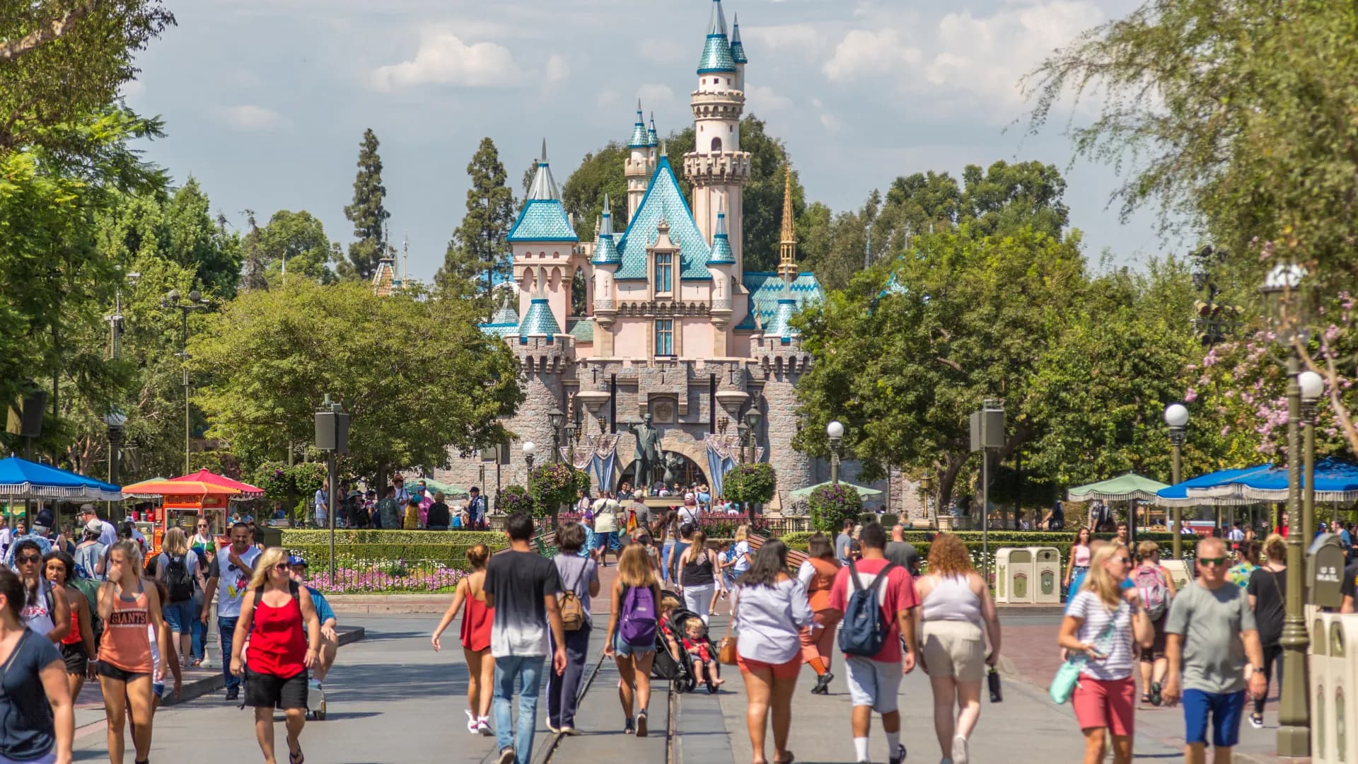 Inside Disneyland: Exclusive Club 33 and Its £20k Joining
