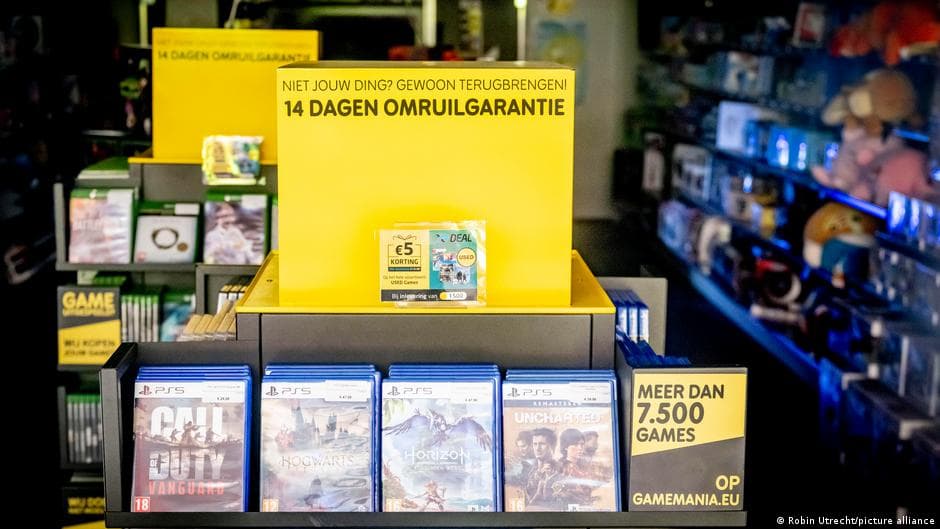 Sony PlayStation Physical Games Era Ends: Disc Production