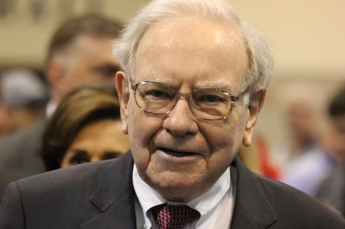 Warren Buffett Stock Market Warning: A Hidden Risk